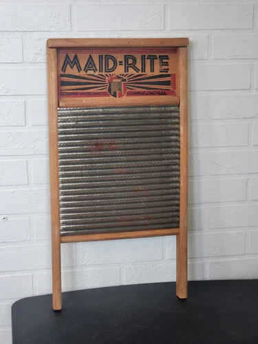Vintage Maid-Rite No 2072 Standard Family Size Wash Board Columbus Washboard Co 