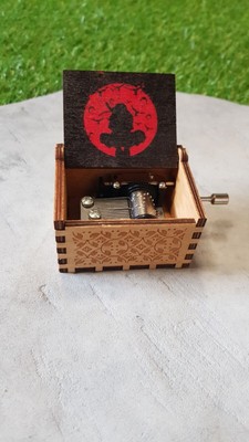 Naruto Blue Bird Holz Spieluhr   personalisierbar