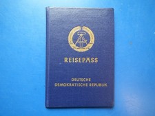 DDR -Reisepass eine Frau  8 x &Uuml;bergangsstelle Marienborn ausgestellt 1974