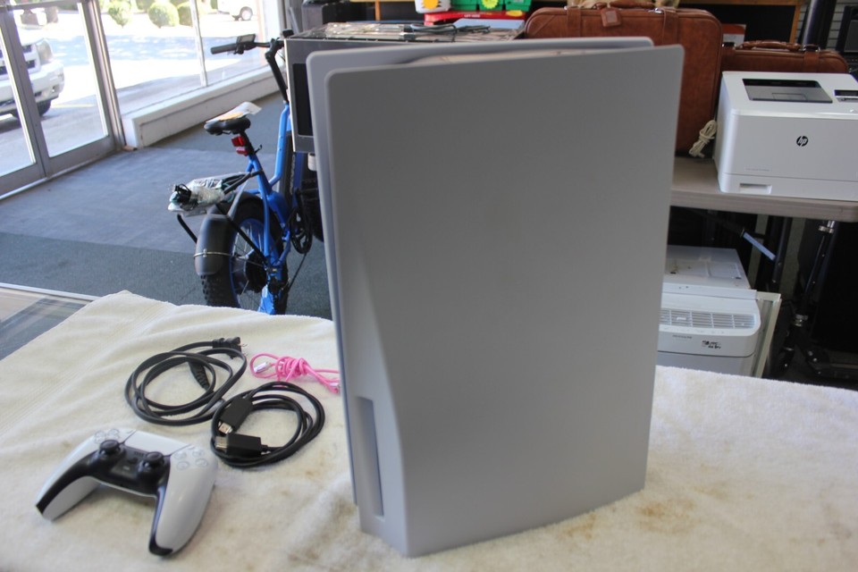 Sony PS5 Disc Edition 1TB Video Game Console White Bundle!!! eBay