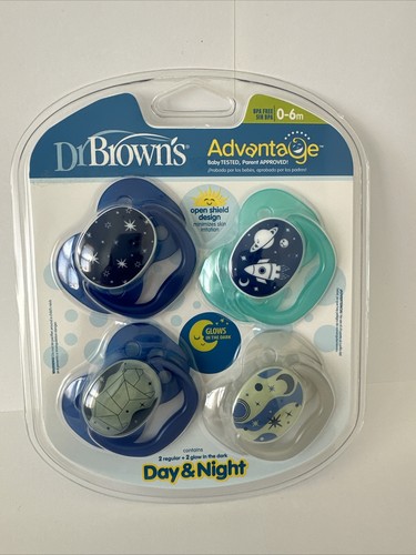 Dr Brown's Advantage Day & Night 4 Pack Pacifier 0-6m -Glows In The Dark-