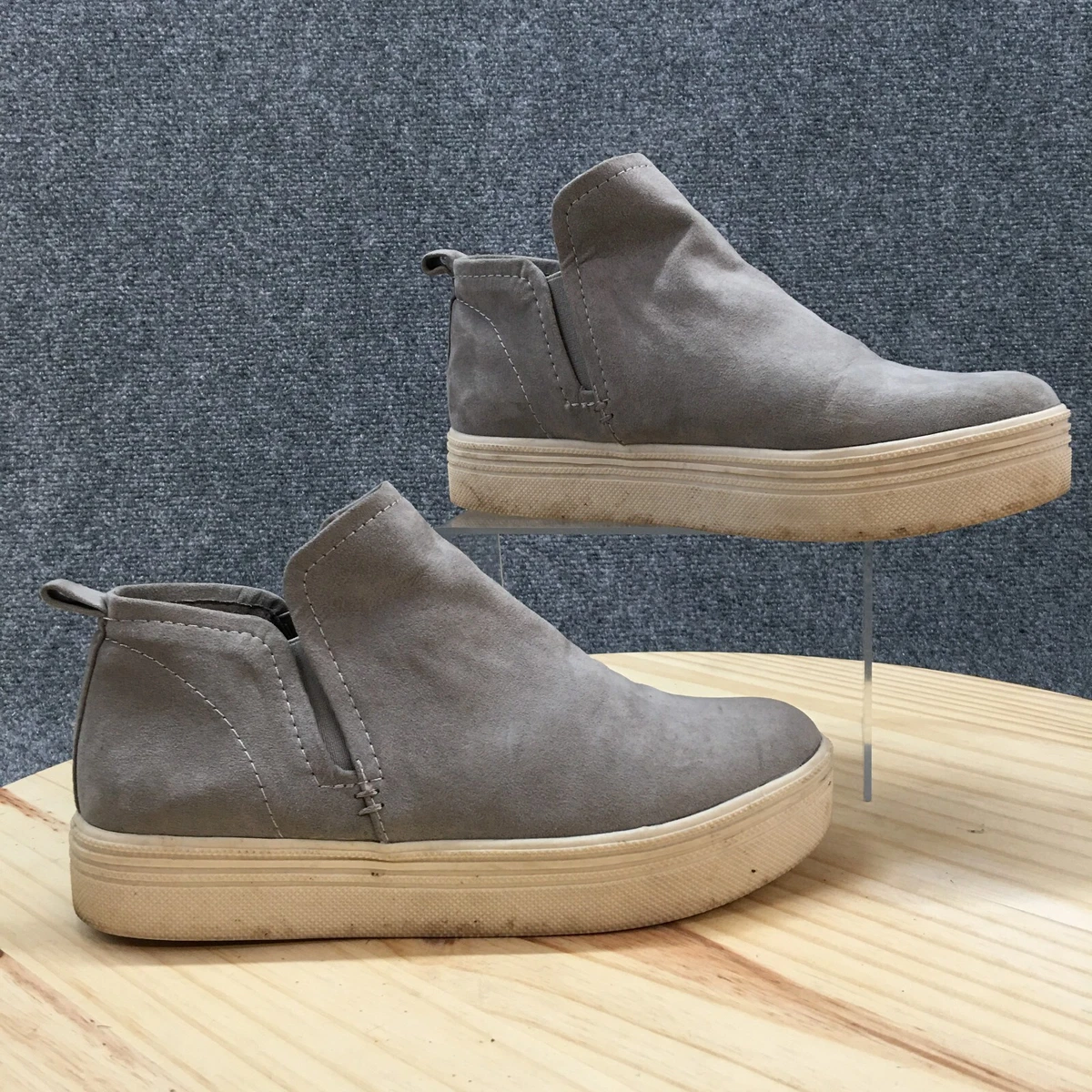 Dolce Vita Shoes Womens 8.5 Tate Platform Sneakers Grey Suede Mid Top Casual