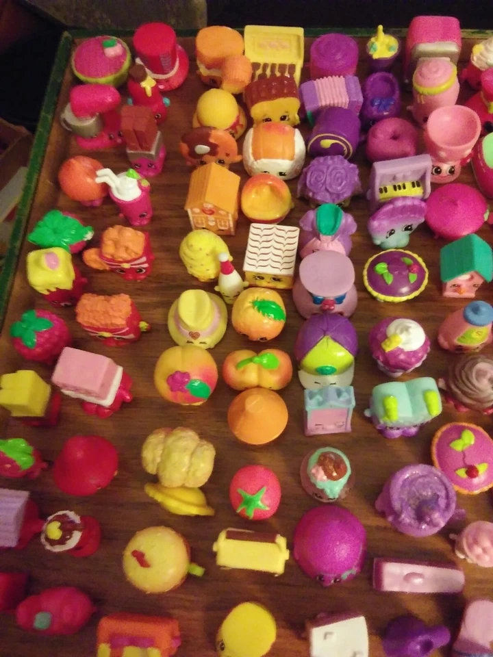 SHOPKINS:25pcs-Randm Charctrs-No Dups Mixed Seasons-Great Cond Used FREE FREIGHT - Image 3 of 4