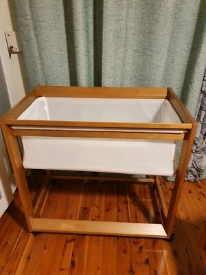 boori universal bassinet