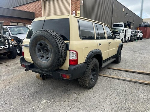 Now Wrecking - Nissan Patrol - GU series 1 - Picture 4 of 8