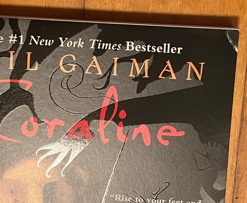 SIGNED Coraline Paperback by Neil Gaiman - Picture 3 of 24