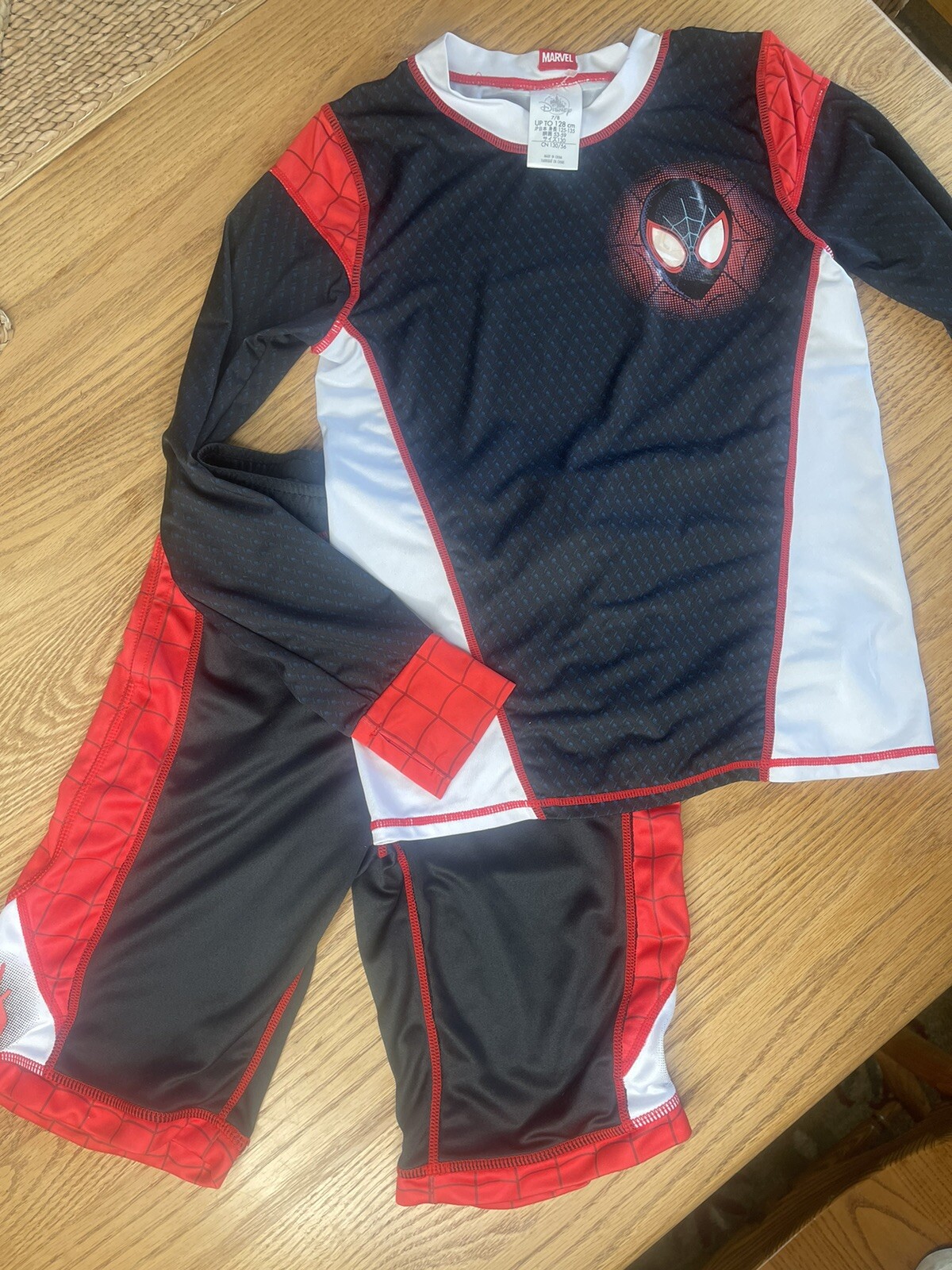 Picture 1 of 4