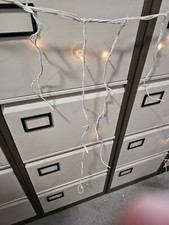 Outdoor White Icicle Drop Lights, 8m Long With Changable Settings