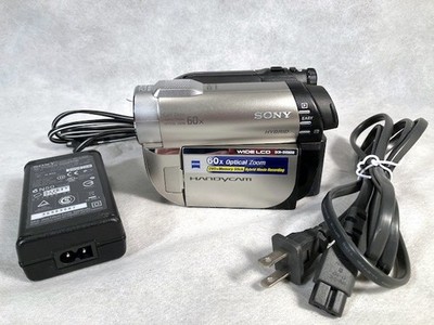 Working SONY Digital HANDYCAM Camcorder DCR-DVD650 Charger Battery DVD LCD Zoom