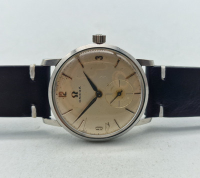 VINTAGE OMEGA SUB SECOND SILVER DIAL HANDAUFZUG HERREN UHR / X031