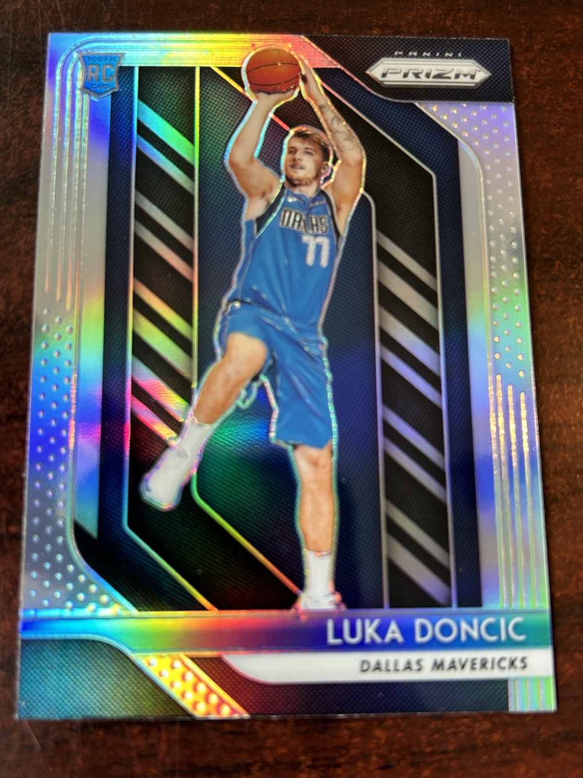 2018-19 Panini Prizm Luka Doncic #280 SILVER Prizm Rookie Card-VERY NICE!!