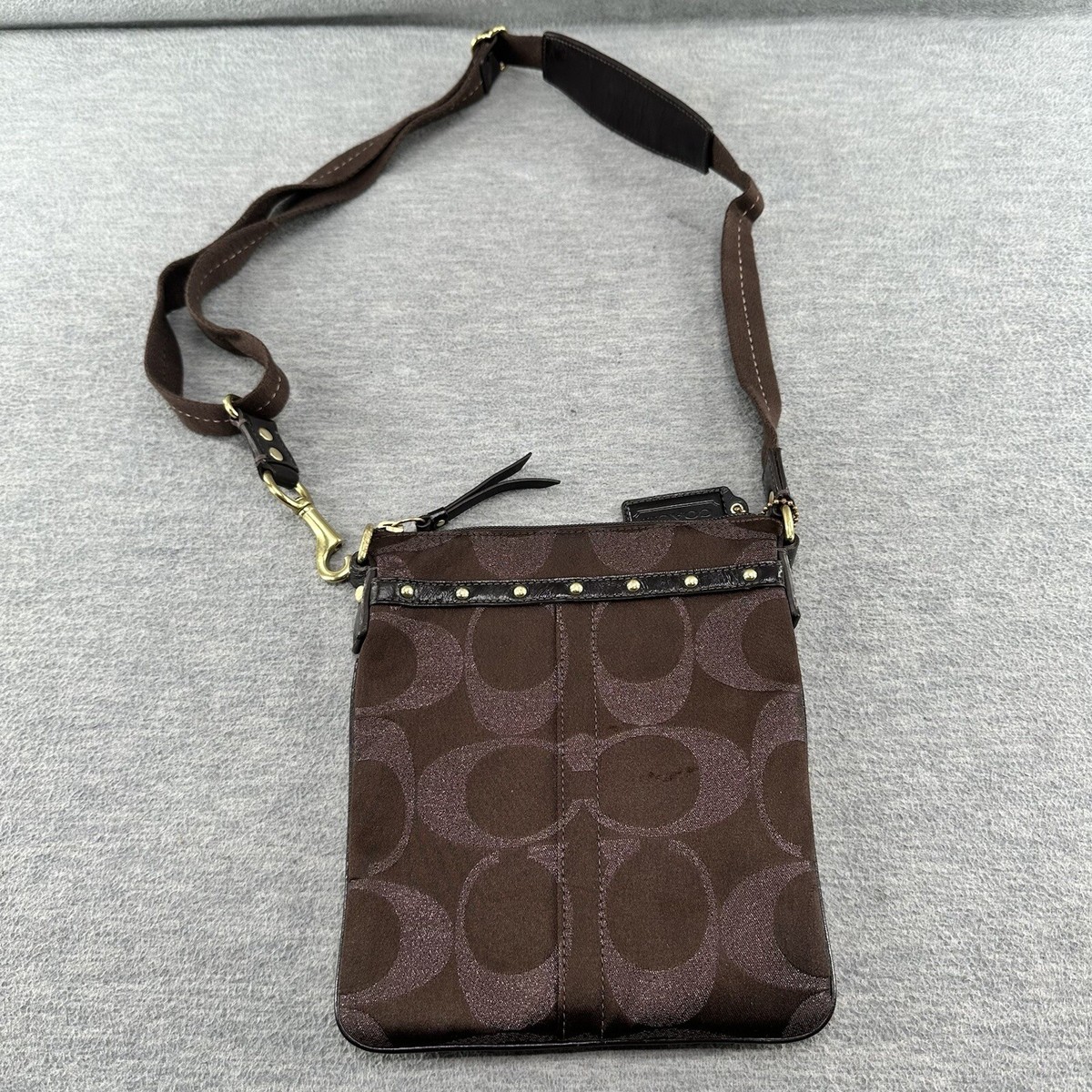 COACH - Signature Jacquard Gold Studs/Rivets Crossbody Bag (PU4