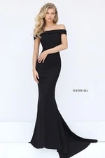 SHERRI HILL Black Scuba Mermaid Off Shoulder Bodycon Maxi Gown Dress 0 = XS 🖤