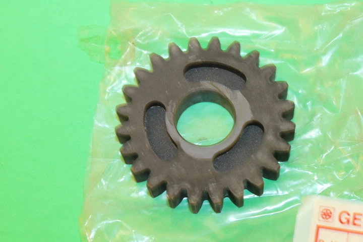 NOS KAWASAKI 1979-1982 KX420 KDX450 TOP DRIVE GEAR PART# 13129-1128 - Image 3 of 4