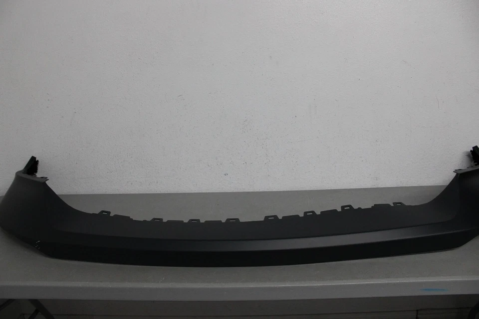 2013 2014 2015 2016 2017 2018 DODGE RAM 1500 FRONT UPPER BUMPER COVER Foto 3 de 4