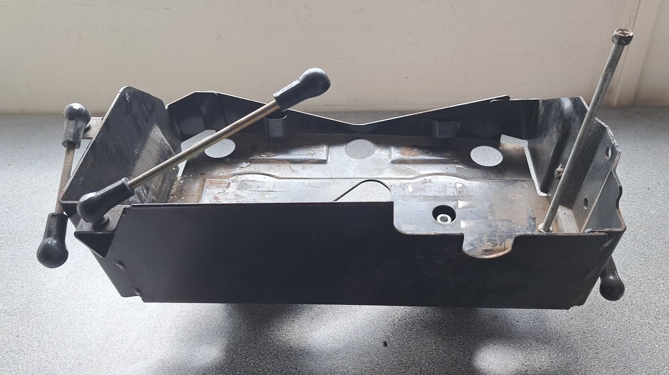 BMW E46 3 Series Convertible Battery Tray 51718236253 for sale 