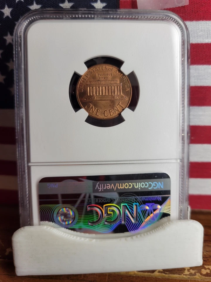 1999-P Lincoln Memorial Cent ""Wide AM"" **Graded NGC As MS 63 RB** Great Slab - Image 2 of 4