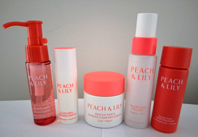 Peach & Lily Glass Skin Brilliance Kit 5 pc 1 Full Size Moisturizer,Serum,Clean