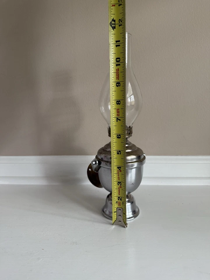 Lámpara de aceite antigua Perko plateada de metal para barco/náutica giratoria de montaje en pared Foto 2 de 4