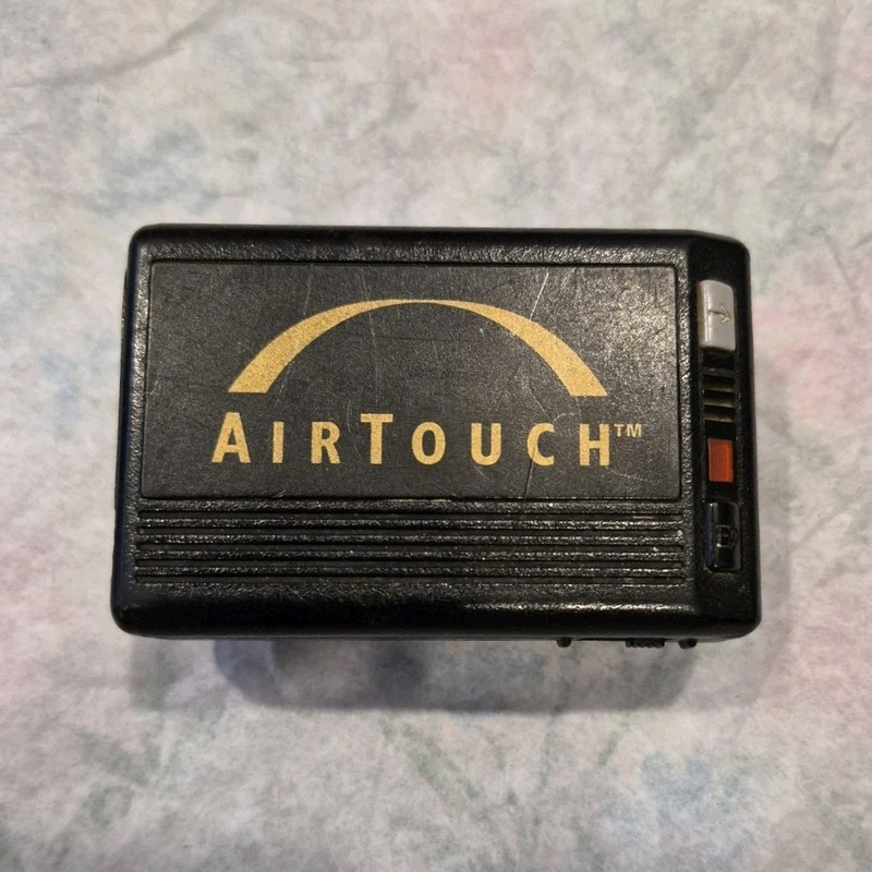 Airtouch Airtouch Model Black Pager with Belt Clip