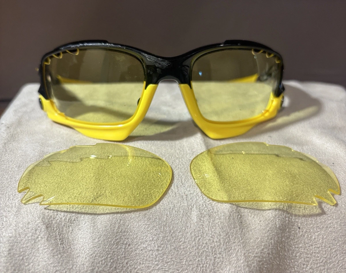 25+ Oakley Yellow Sports Sunglasses for Men for sale | Updated Oct
