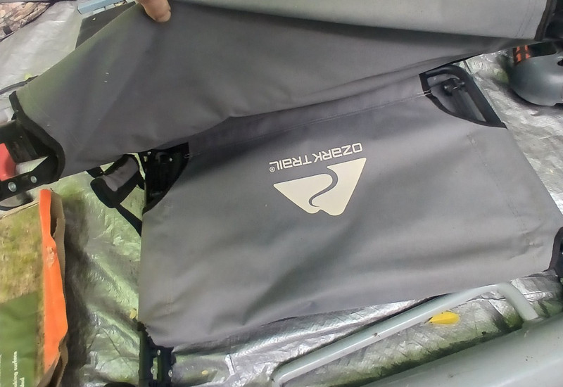 (2) CAMPING COTS! Both VERY CLEAN! ( 1 with mattress pad & 1 without)