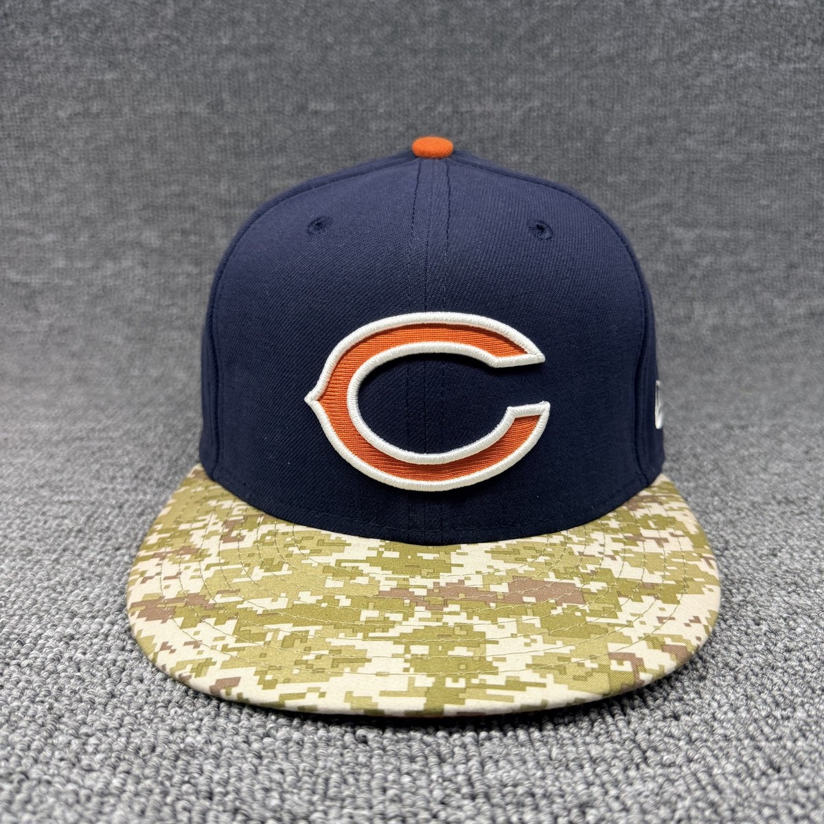 New Era Chicago Bears 59FIFTY Hat 2016 Salute to Service Camo Brim Size 6 7/8