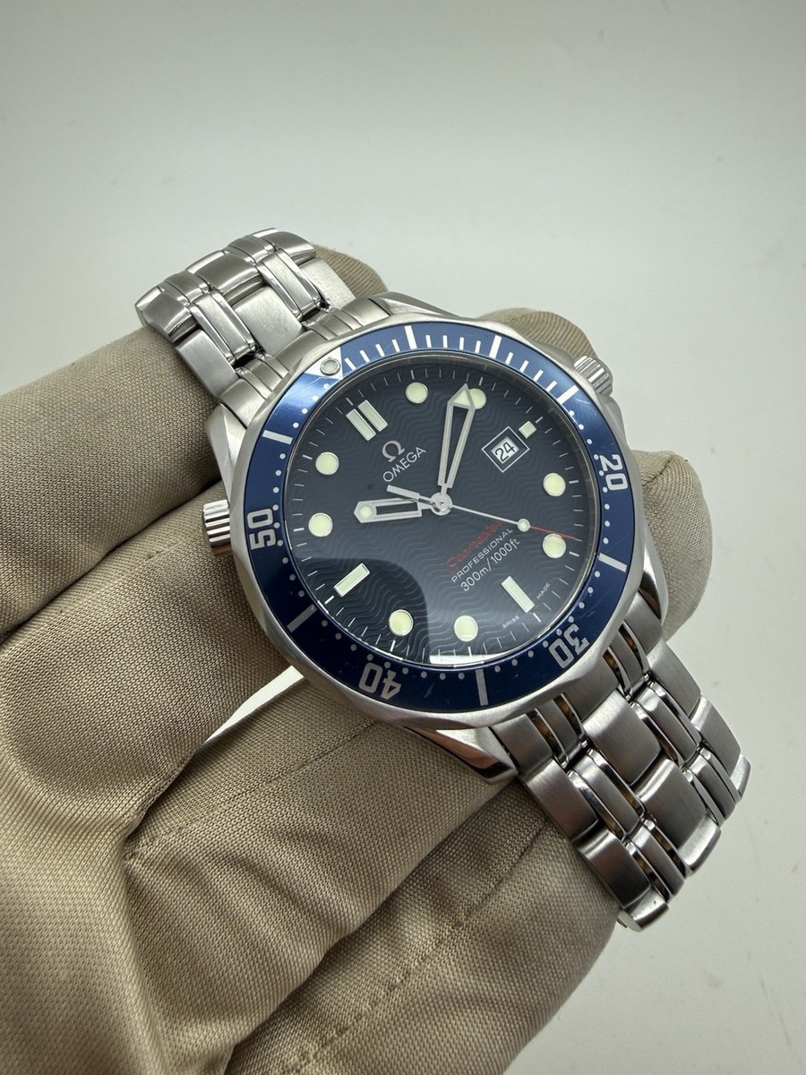 Omega Seamaster Blue Wave Red Line Dial Quartz 41mm Steel Watch