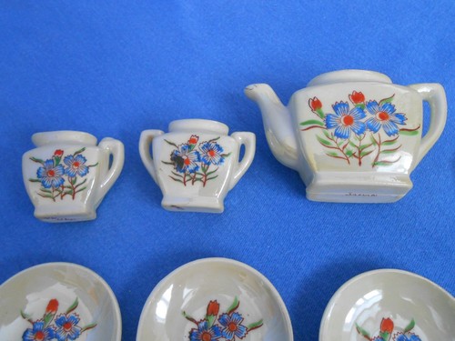 Vtg Hand-Painted JAPANESE Miniature Tea Set Lotus Red Blue Flowers 3 Settings - Picture 10 of 10