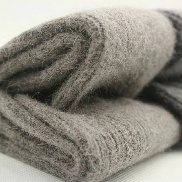 3Pack Men 100%Wool Crew Socks Dress Thick Thermal Boot Warm Soft Heavy Winter
Opens in a new window