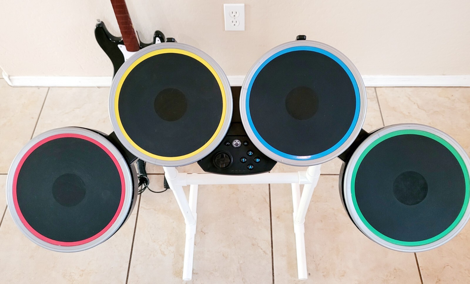 Nintendo Wii WiiU Rock Band 2 Drum Set Kit Mic BUNDLE guitar hero