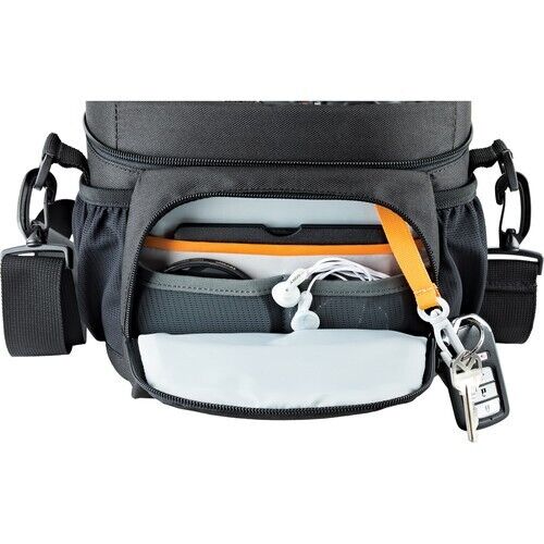 Bolsa para cámara Lowepro Nova 160 AW II (negra) - Imagen 14 de 14