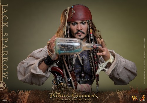 Hot Toys Jack Sparrow Dead Men Tell No Tales 1:6 Scale Figure DX37 Johnny Depp - Picture 17 of 18
