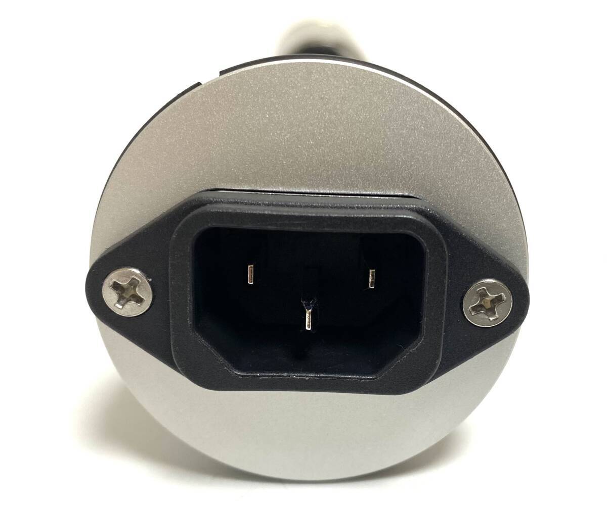 FURUTECH Flux-50 NCF Filter Power supply unit with built-in noise