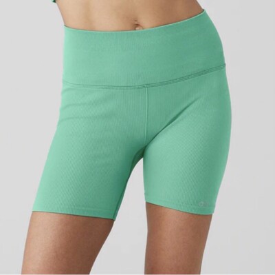 ヨガ・ピラティス alo yoga Seamless Ribbed Favorite Short s-l400.jpg