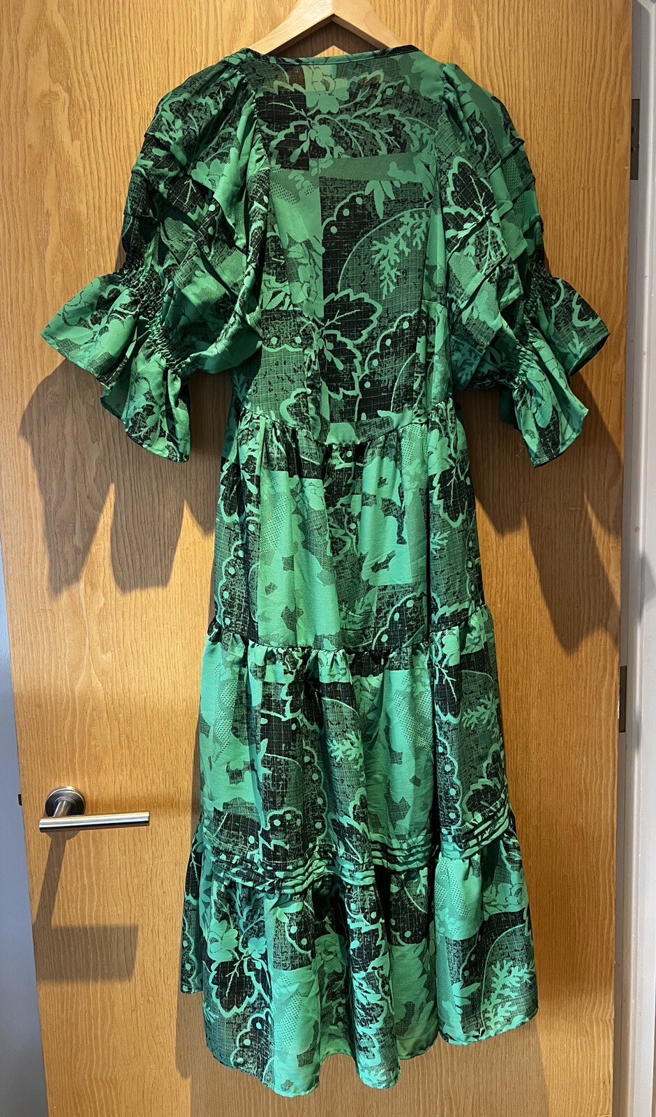 Green And Black Print Midi Dress Size 6. Pre Owned eBay