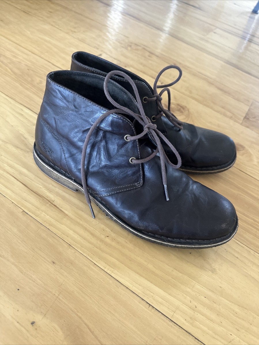 UGG 3275 Leighton Dark Brown Leather Chukka Men display picture 1