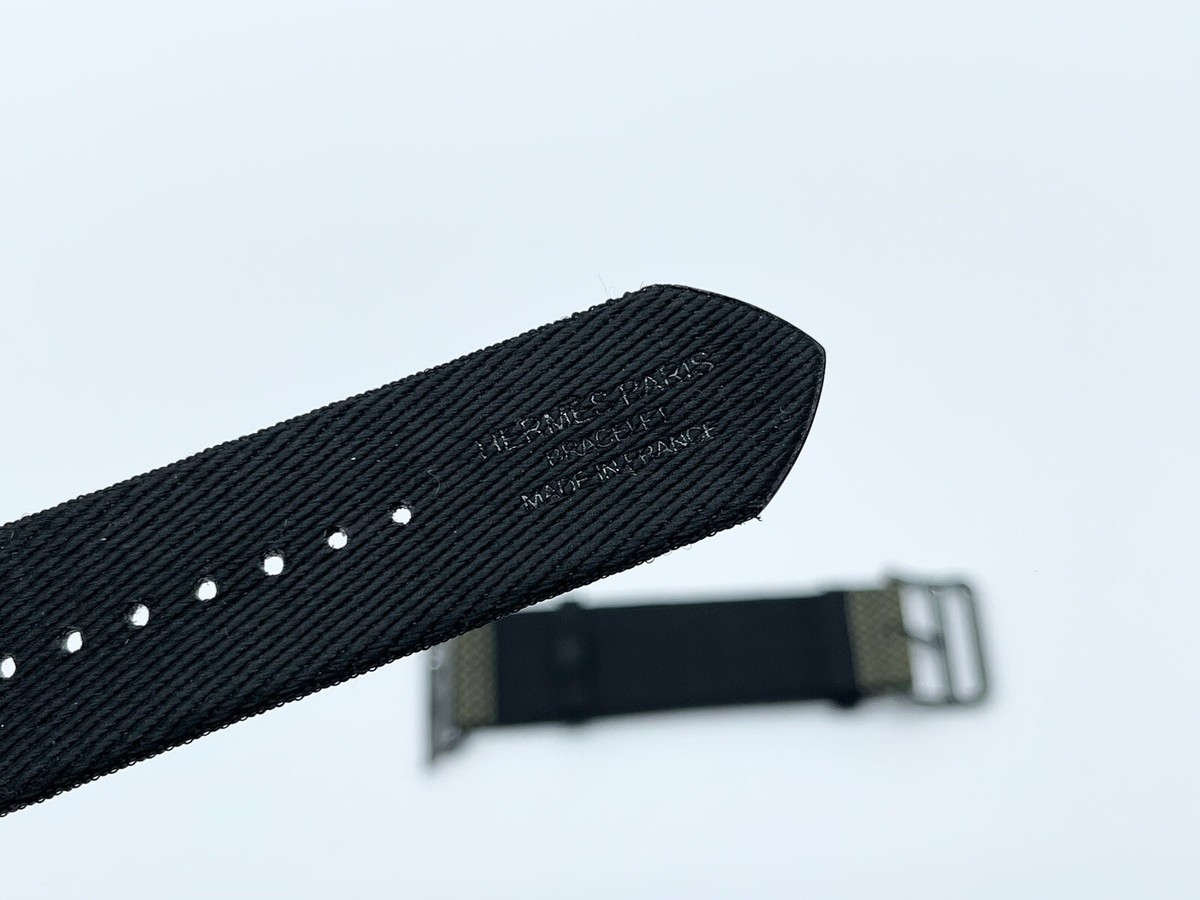 Genuine Apple Watch Hermes VERT / NOIR Toile H Single Tour Genuine Apple Watch Hermes VERT / NOIR Toile H Single Tour