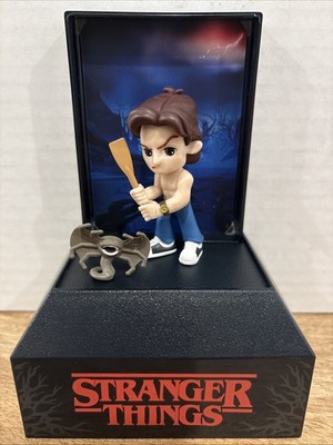 Stranger Things Upside Down Capsule Series 2 - Steve with Paddle & Bat on Stand