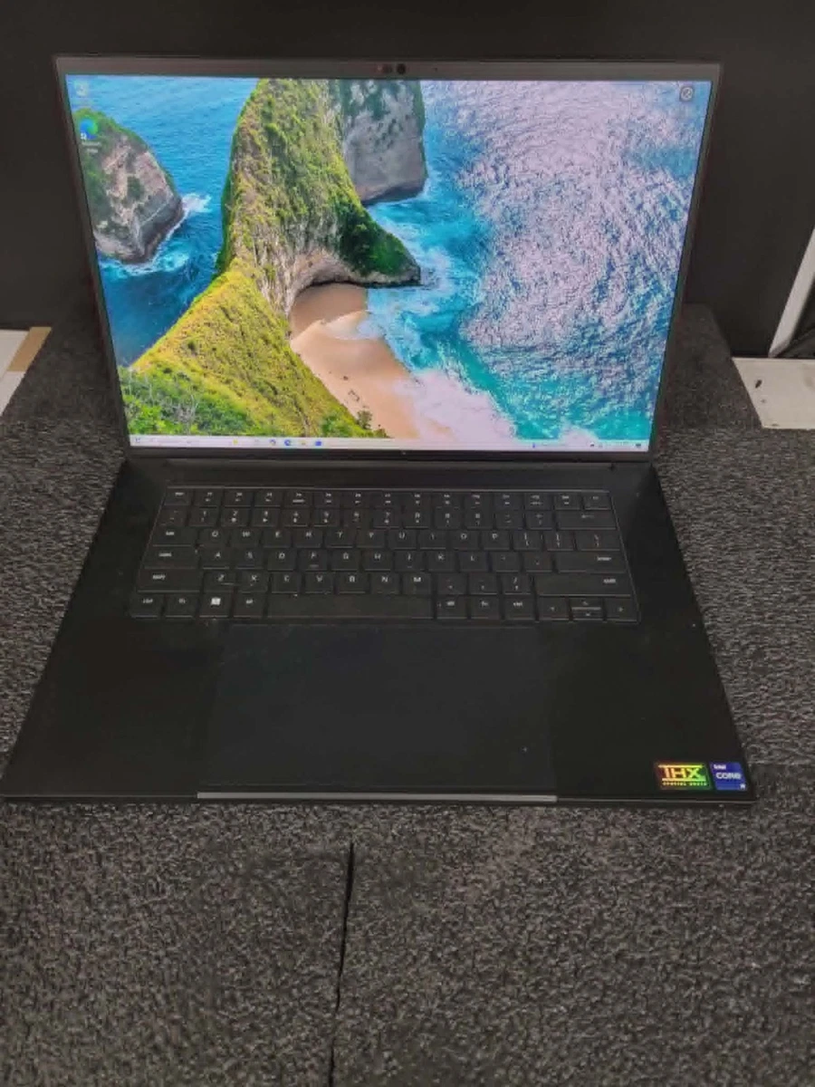 Dedicated Graphics PC 12 GB RAM 1 TB SSD Capacity Laptops for sale