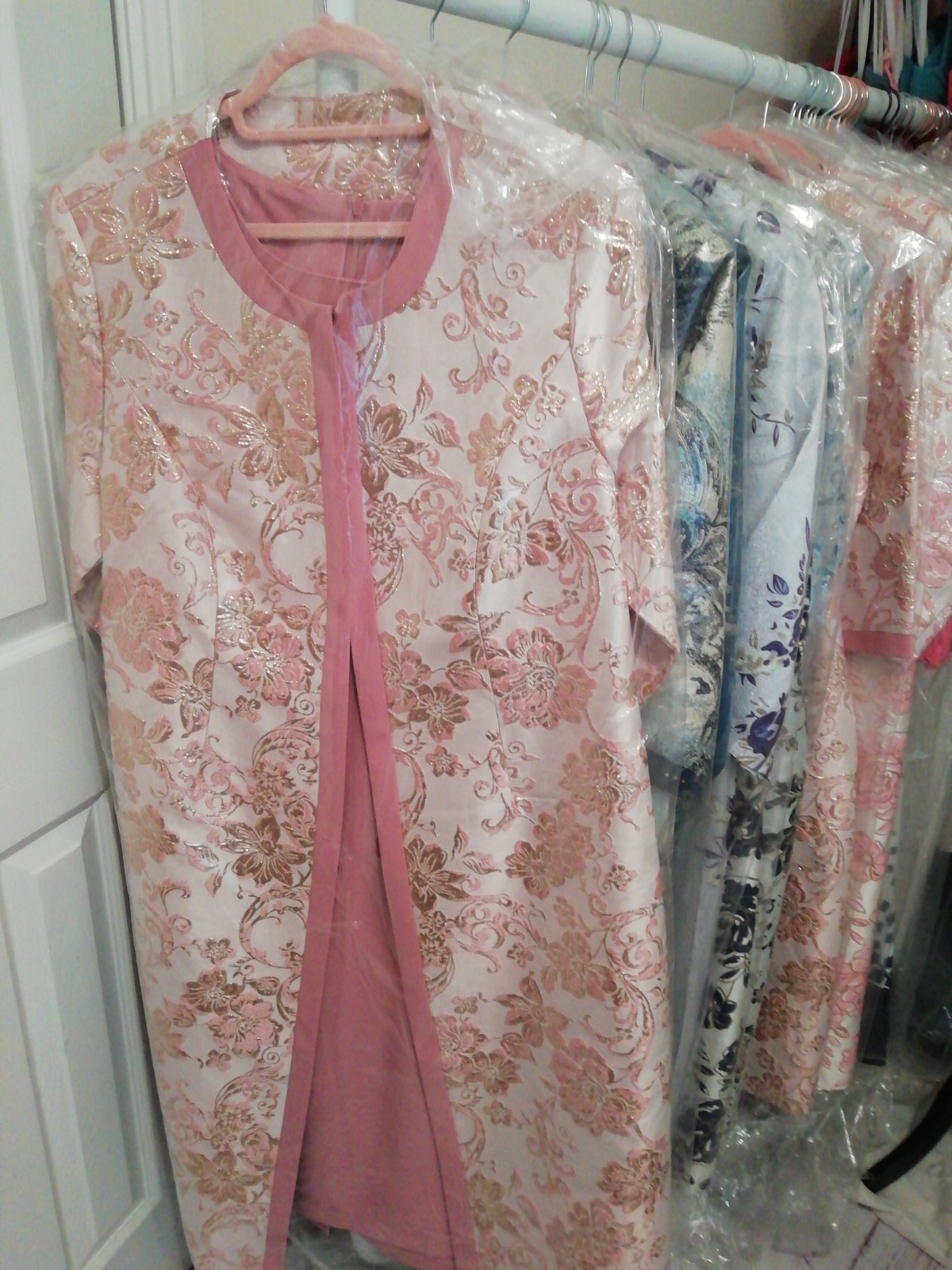 Joblot 9 stunning mother of the Bride outft all brand new in garment bag image 9