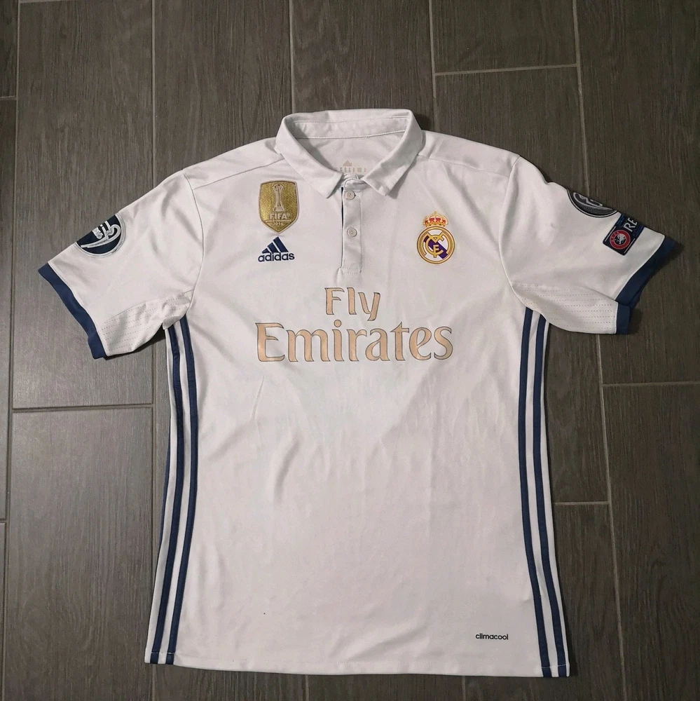 Real Madrid Kroos 8 Trikot Größe: M 2016/17 Trikot Fußball Streatwear Fans