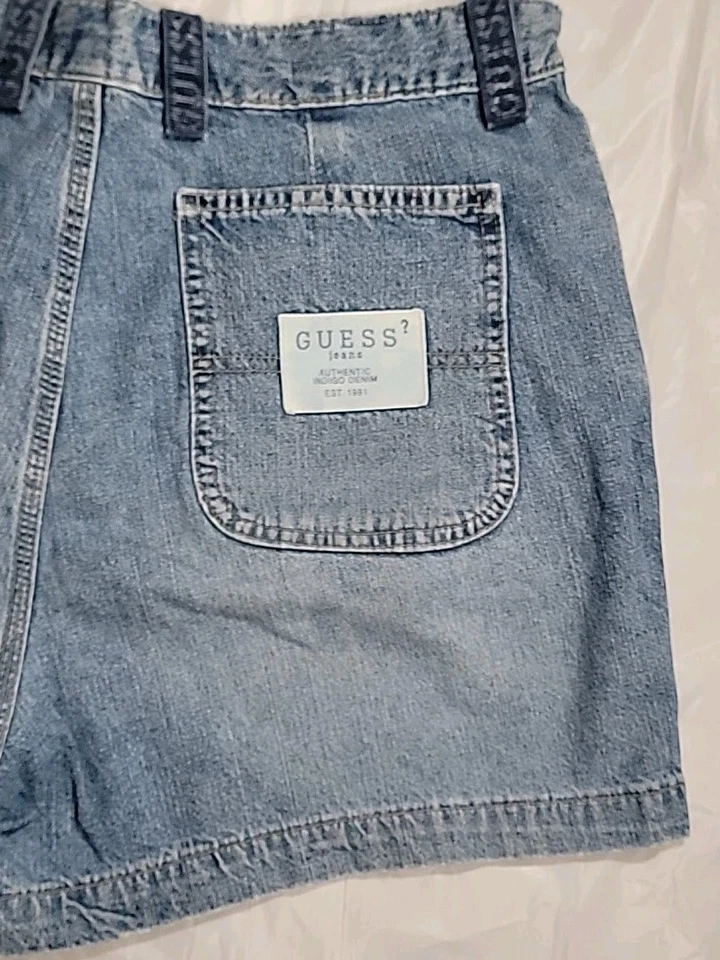 Pantalones Cortos De Colección Guess Para Mujer 32 Pantalones de mezclilla Azul Claro Hechos en EE. UU. Estilo # 1191R Foto 3 de 4