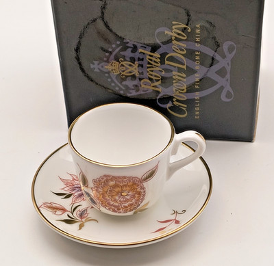 Royal Crown Derby Miniatur Teetasse & Untertasse Derbyshire Garden 1. Qualität verpackt