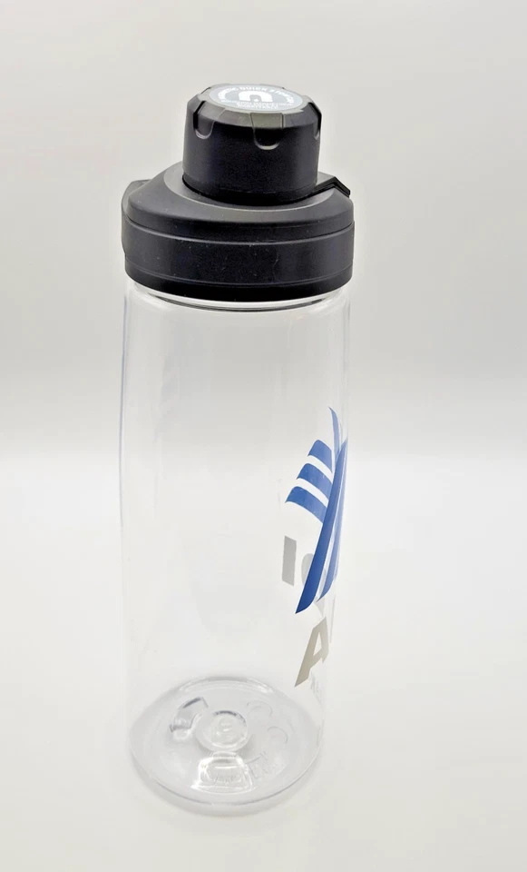 GARRAFA DE ÁGUA ALDI CAMELBACK 750ML 25 OZ XPS magnética tampa de armazenamento rápido NOVA - Imagem 2 de 4