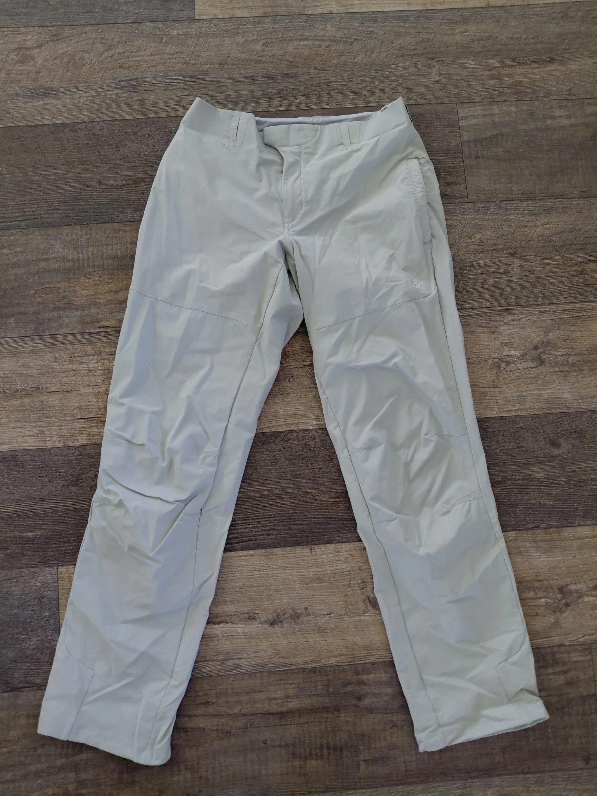 Mountain Hardwear Pants Women's Size 8 ivory Soft Shell Hiking Trekking