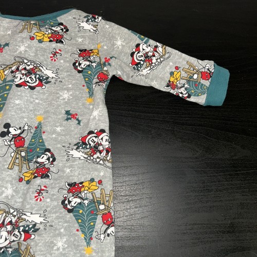 Disney Baby Mickey Mouse Christmas One-Piece Footed Sleeper Size 3 - 6 Months - Picture 7 of 10