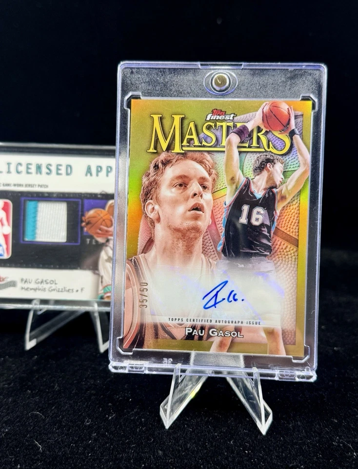 Lote de 2 Cartas Pau Gasol: 2003-04 Fleer Patchworks Jersey #d & 2023 Melhor Auto /50 - Imagem 3 de 4