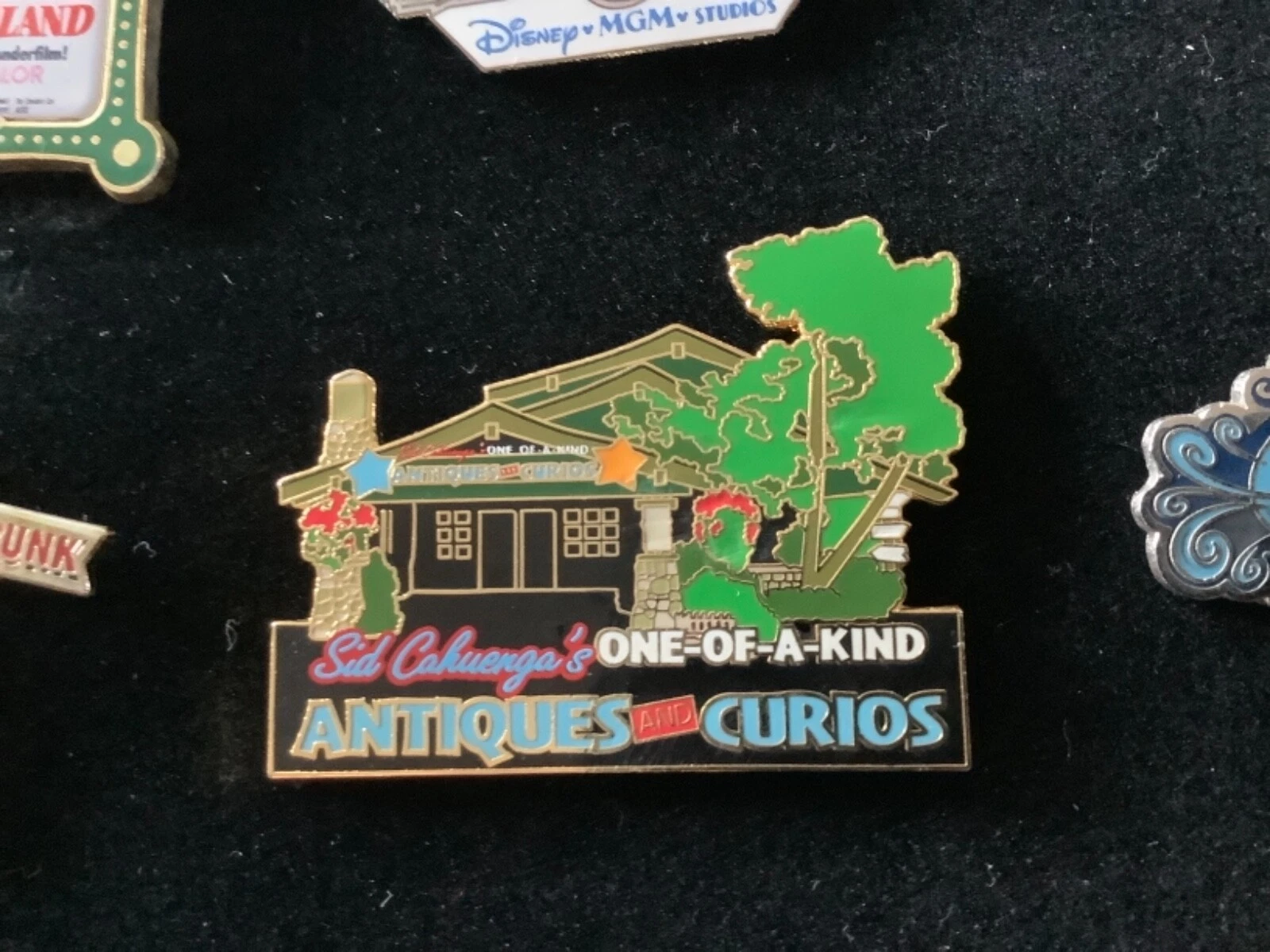 Disney Pin Sid Cahuenga's One Of A Kind Antiques And Curios 2001 Limited Edition