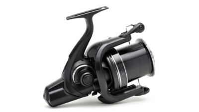 Moulinet Daiwa 23 Emblem 45 SCW QD-OT - Big Pit Pour Carpe - Noir - Promotion